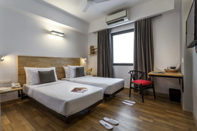 OYO Townhouse 068 Sohna Road 2