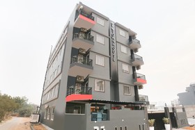 OYO Townhouse 136 Sector 46 Vikas Marg
