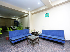 Pacific Inn Essence by OYO Rooms