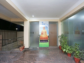 Pacific Inn Essence by OYO Rooms