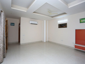 Pacific Inn Essence by OYO Rooms