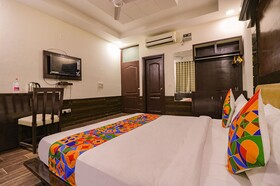 Palm Court by Fabhotel