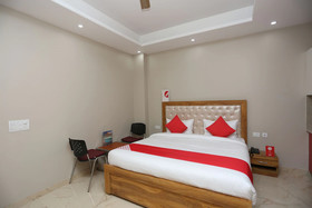 Palm Garden Suites By OYO Rooms
