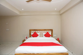 Palm Garden Suites By OYO Rooms