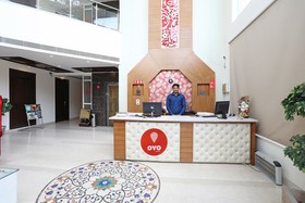 Qcent Gurgaon by OYO Rooms