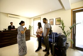 Saltstayz Select - Galleria Market & Golf Course Road