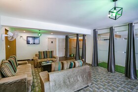 Skylight Inn by FabHotel