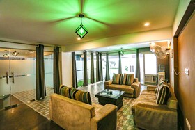 Skylight Inn by FabHotel