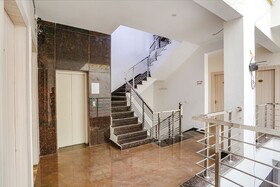 Skylight Inn by FabHotel