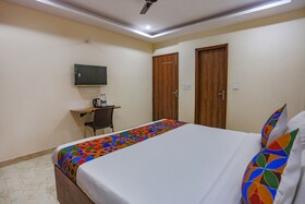 Star Corporate Suite II By FabHotels