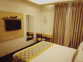 Stately Suites NH 8