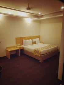 Stately Suites NH 8