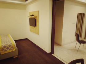Stately Suites NH 8