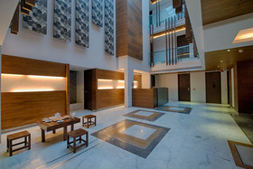 Stately Suites NH 8
