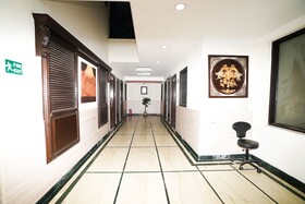 StayWell Hotels & Homes