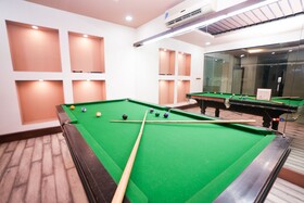 StayWell Hotels & Homes