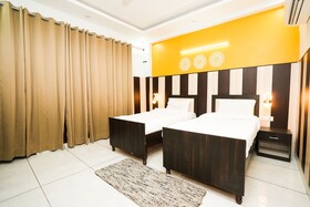 Tanvi Premium by Fabhotel
