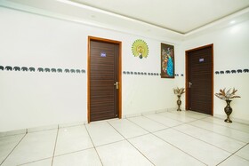 Tanvi Premium by Fabhotel