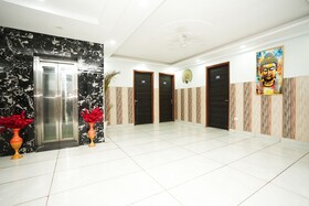 Tanvi Premium by Fabhotel