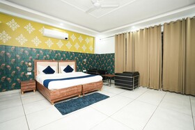 Tanvi Premium by Fabhotel
