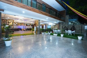 Tanvi Premium by Fabhotel