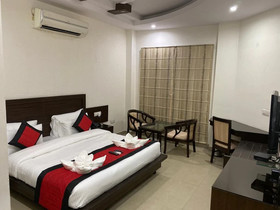 The Asian Suites Galleria