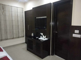 The Asian Suites Galleria