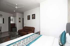 The Divine Inn By OYO Rooms
