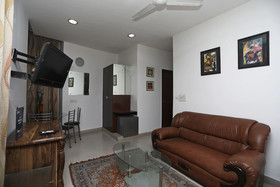 The Divine Inn By OYO Rooms