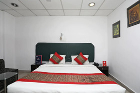 The Divine Inn By OYO Rooms