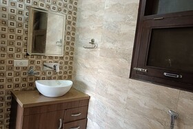 The Indian Hotel & Kitchen