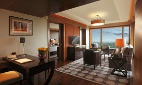 The Leela Ambience Gurgaon Hotel & Residences
