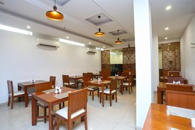 The Motif by OYO Rooms