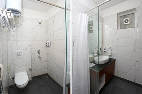The Motif by OYO Rooms