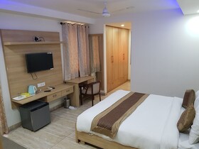 BlueNeck Sec 47 Near IKEA GMP Gurugram.