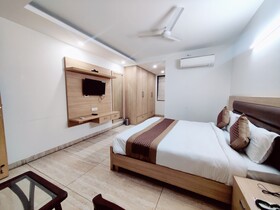 BlueNeck Sec 47 Near IKEA GMP Gurugram.