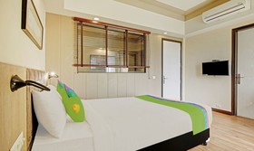 AVR Hotels By FabHotels
