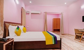 Treebo Trip Hotel Rainam