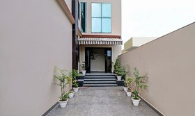 Treebo Trip Hotel Rainam