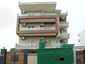 Vivi International By OYO Rooms