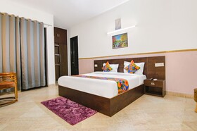 Water Vibe FabHotel