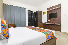 Water Vibe FabHotel
