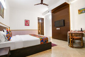 Water Vibe FabHotel