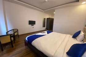 White Rock Hotel