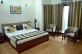 Hotel Windsor Castle Cyber City