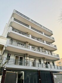 Zen Suites Golf Course Road