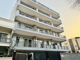 Zen Suites Golf Course Road