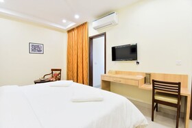 Zen Suites Golf Course Road