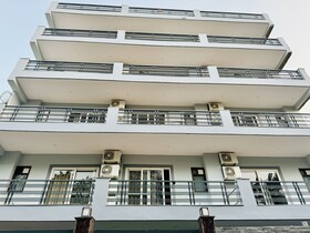 Zen Suites Golf Course Road