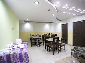Hotel The RTS by OYO  Rooms